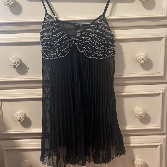 NWT Fantasies by Morgan Taylor babydoll slip w/thong. - Picture 2 of 9